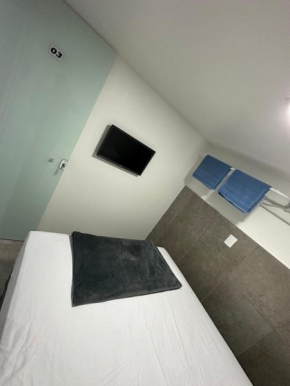 Quarto privativo com banheiro compartilhado,a 800mts do pátio do forró